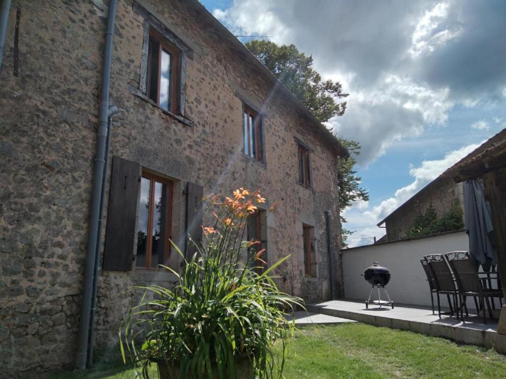 Chambre D'Hotes De Puy Faucher Arrenes Luaran gambar
